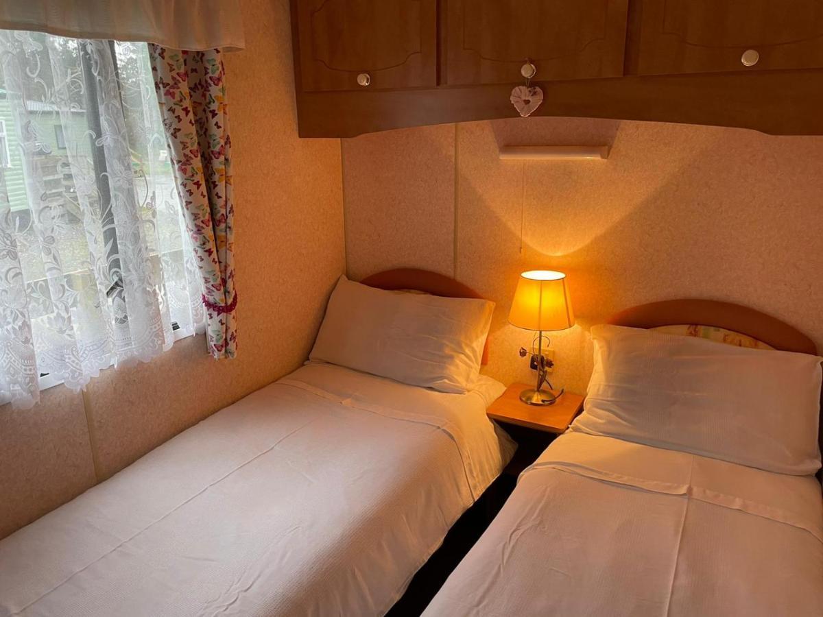 فيلا 38 Glenfinart Caravan Park دُنون المظهر الخارجي الصورة